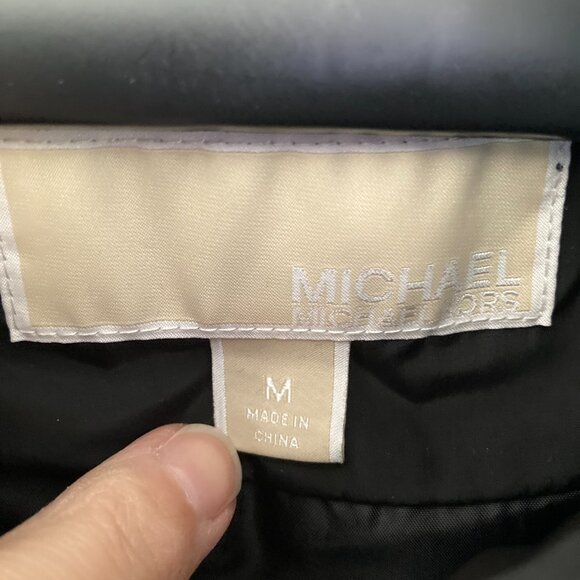 Michael Kors Puffer Vest Black Size Medium Zip Front - Picture 4 of 5